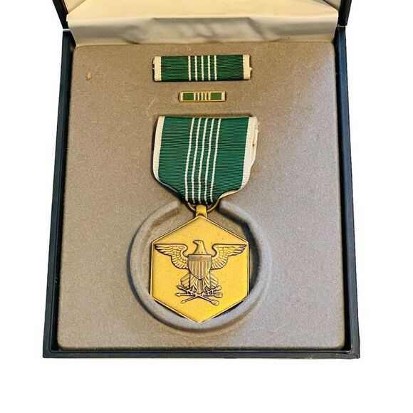 NIB Medals of America Army Commendation Medal for Military Merit - Picture 8 of 16